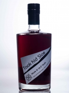 taak hid sloe sloe and bramble fruit liqueur