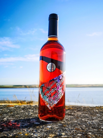orkney wine company rose wine rosehip aronia